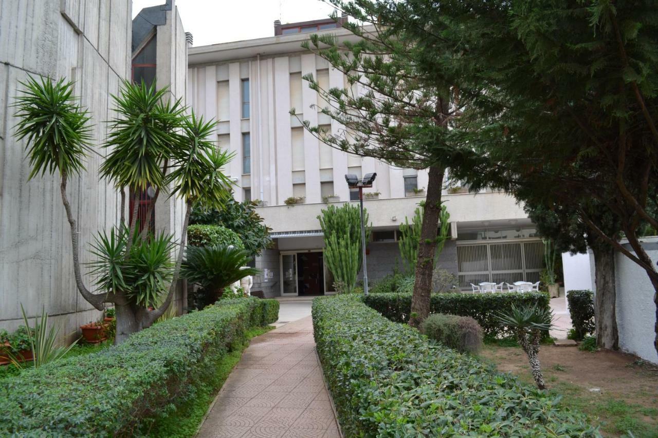 Centro Giovanile Padre Minozzi Hotel Policoro Eksteriør billede