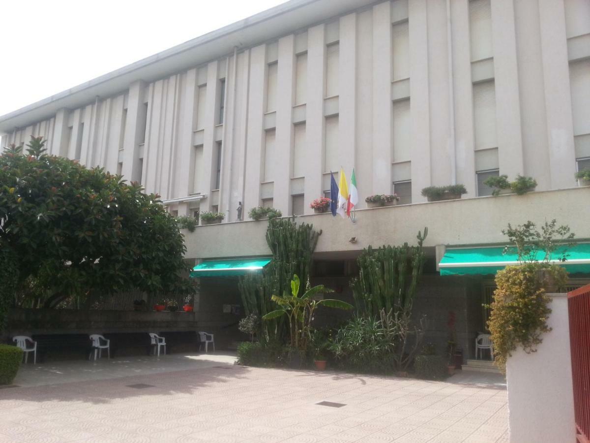Centro Giovanile Padre Minozzi Hotel Policoro Eksteriør billede