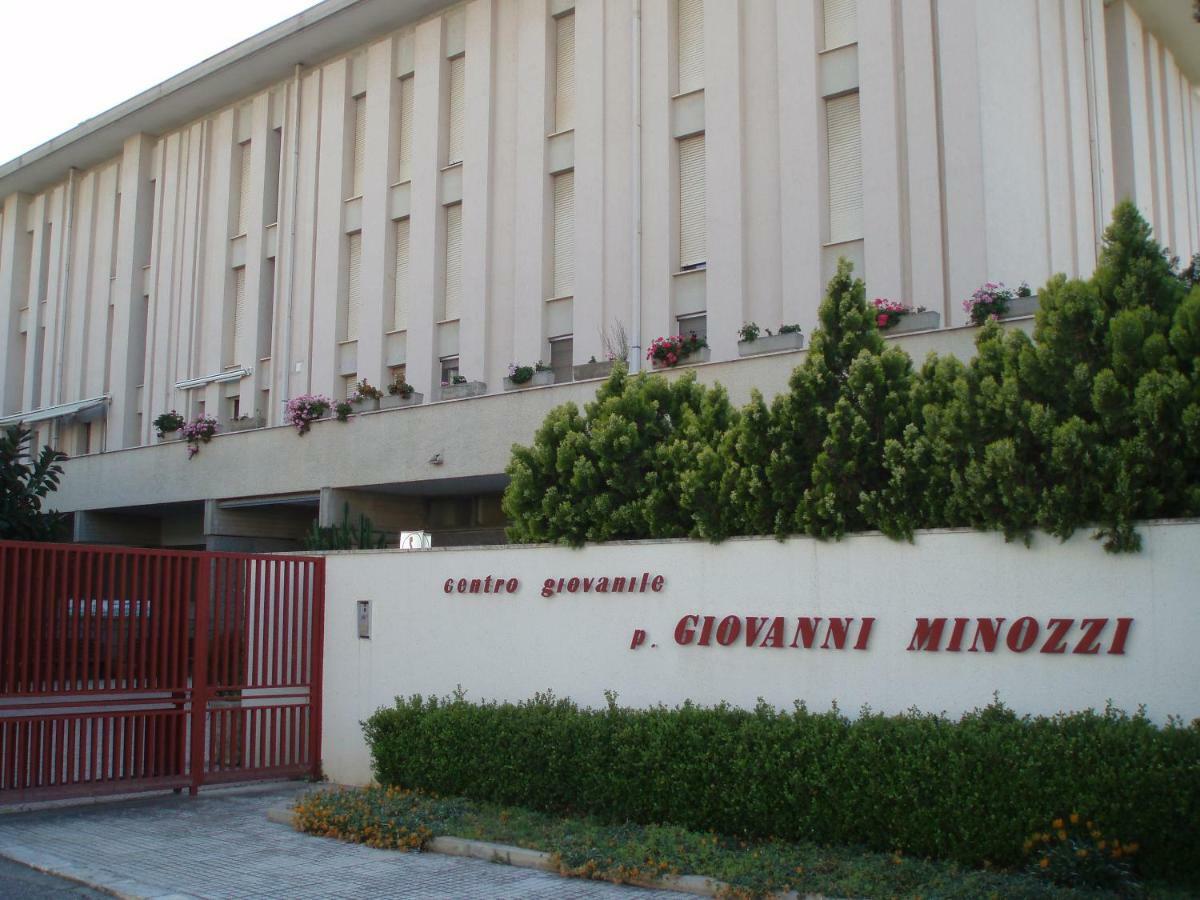 Centro Giovanile Padre Minozzi Hotel Policoro Eksteriør billede