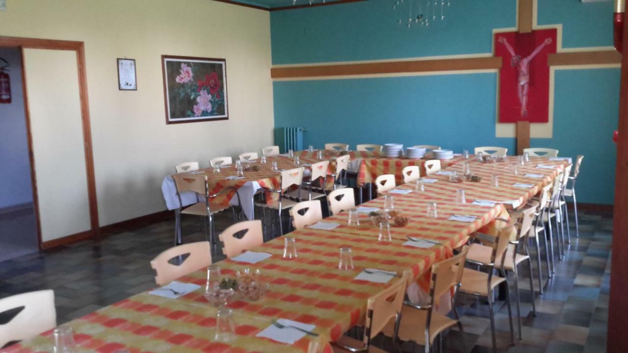 Centro Giovanile Padre Minozzi Hotel Policoro Eksteriør billede